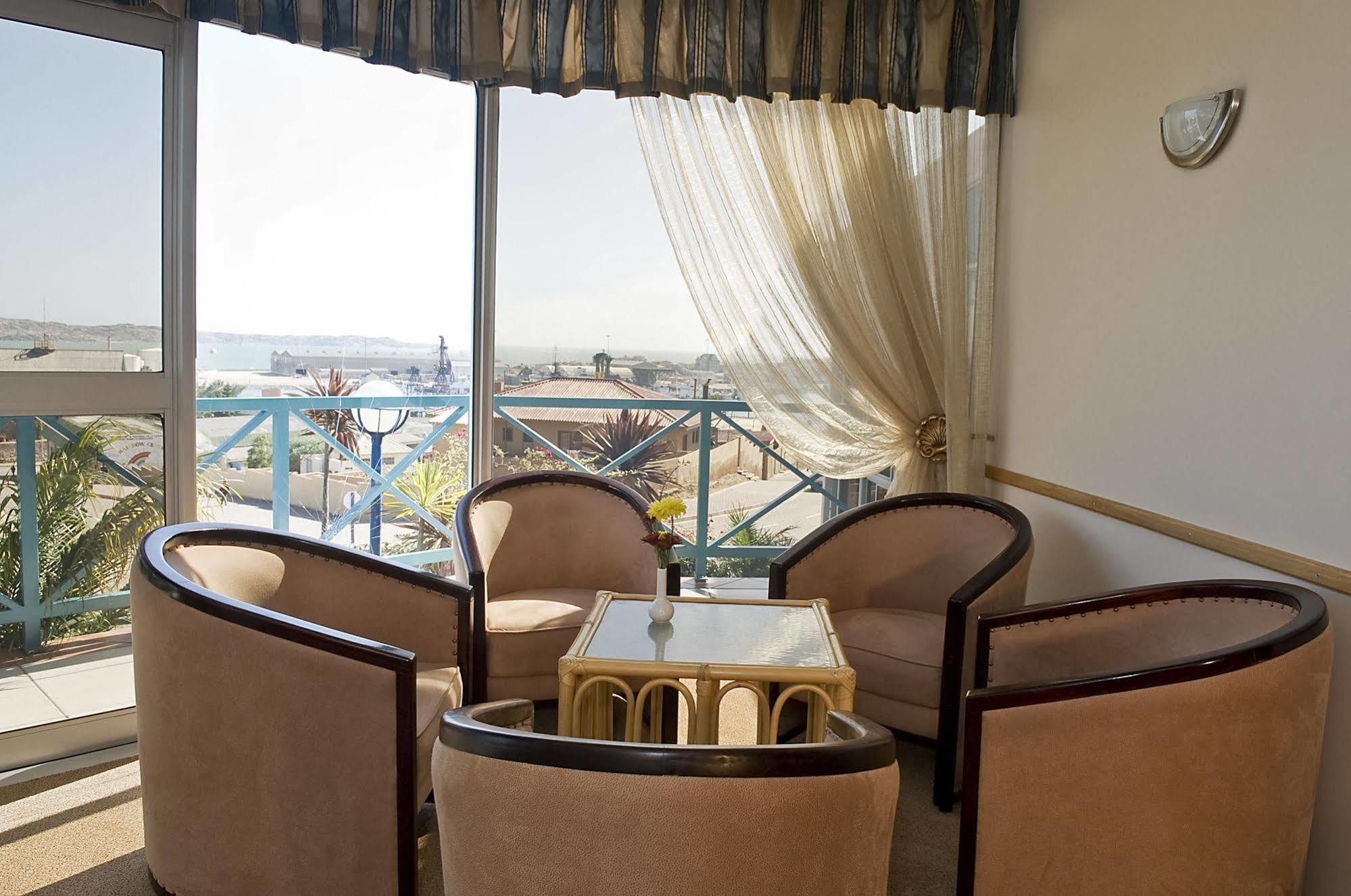 Sea-View Zum Sperrgebiet Hotell Lüderitz Exteriör bild